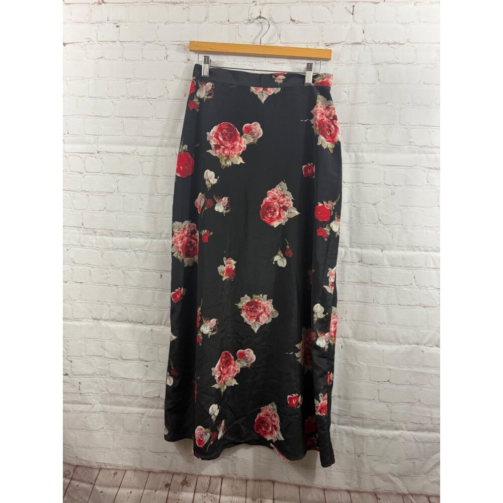 My Michelle Maxi Skirt Juniors Size 11/12 Black Floral Roses Polyester Thin